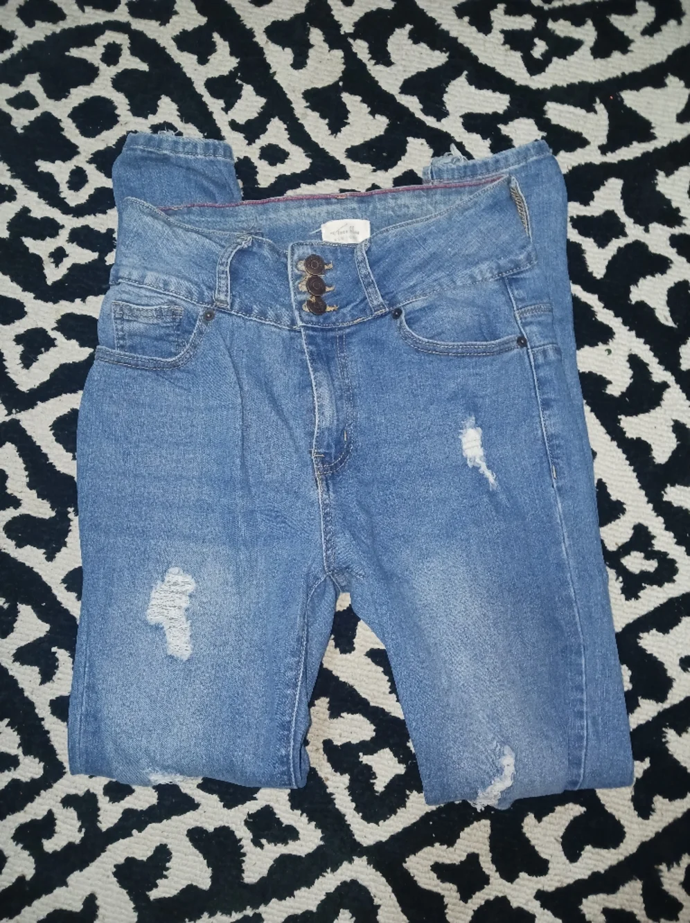 Vince Blue Women Buttons Denim Blue Ripped Jeans - Picture 2 of 8